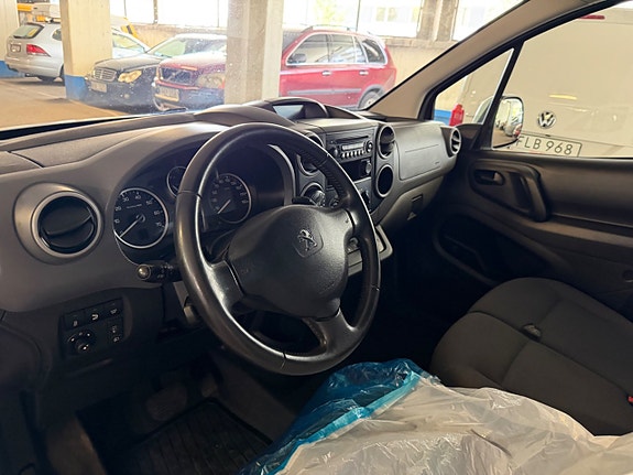 Peugeot Partner 9 of 13