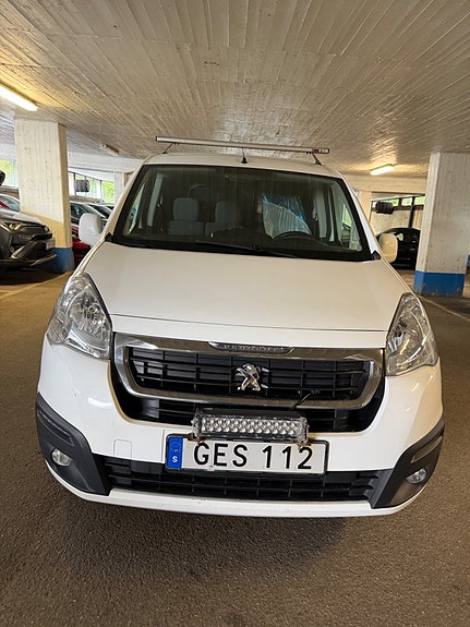 Peugeot Partner 3 of 13