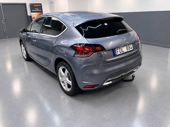 Citroen DS4 6 of 17