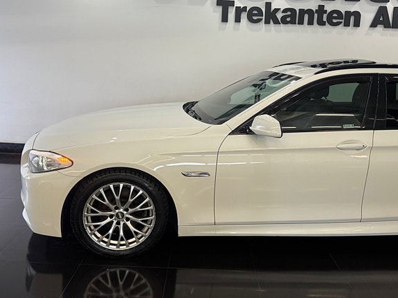 BMW 520d 4 of 12