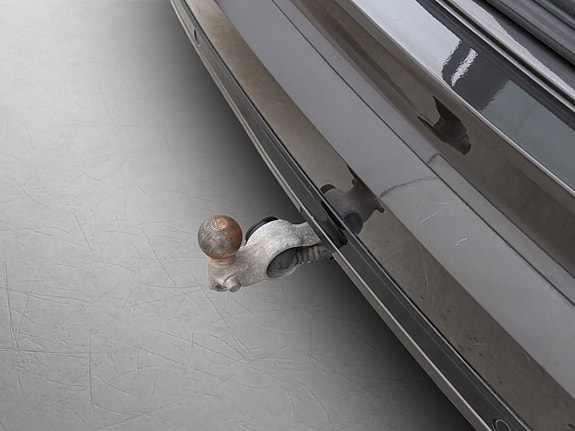 Volvo XC90 11 of 30