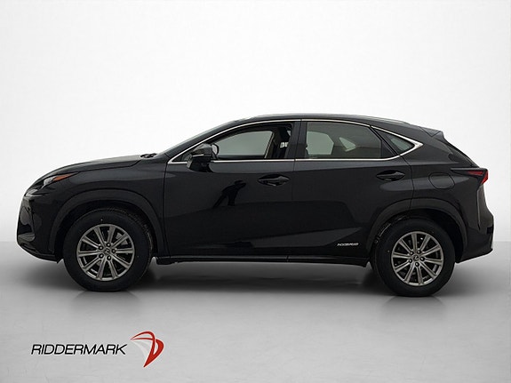 Lexus NX300h 4 of 30