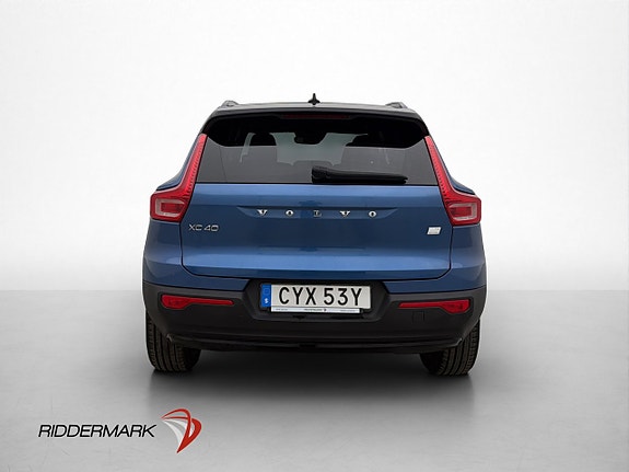 Volvo XC40 6 of 30