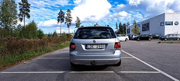 Volkswagen Golf VI 4 of 7