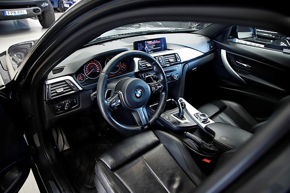 BMW 320 6 of 15