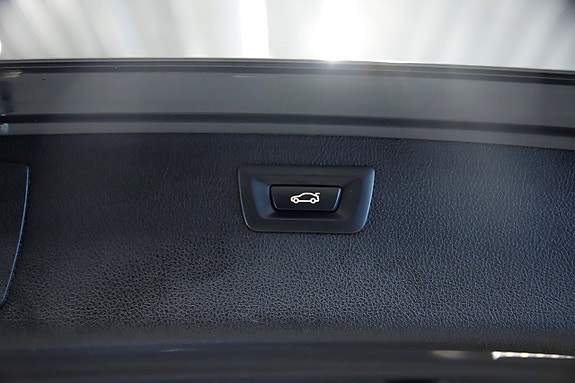 BMW 320 12 of 15