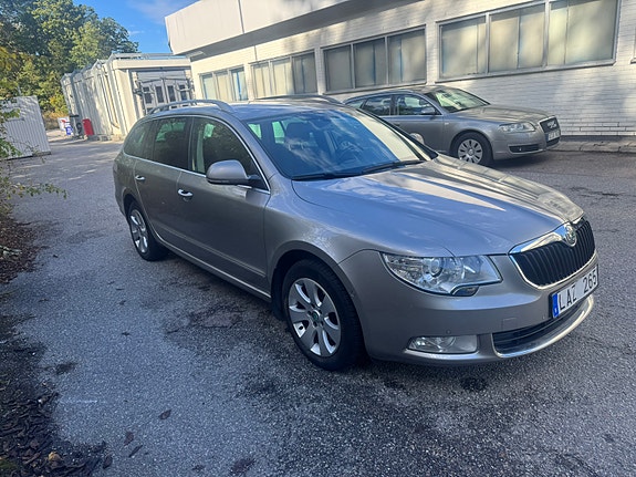 Skoda Superb 6 of 7