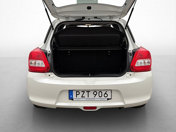 Suzuki Swift 8 of 26