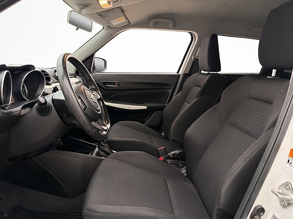 Suzuki Swift 12 of 26