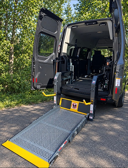 Ford Transit Custom 2 of 6