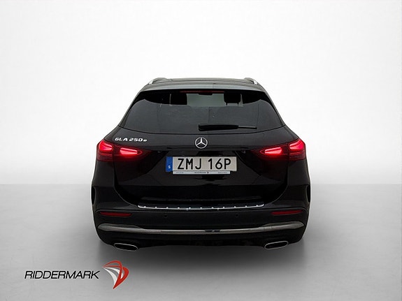 Mercedes-Benz GLA250 e 6 of 30