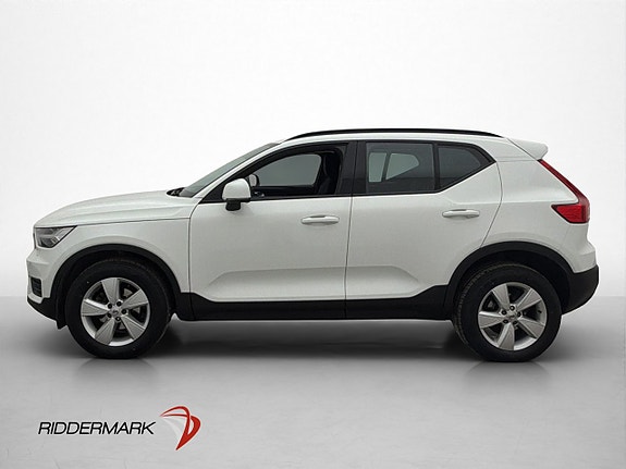 Volvo XC40 4 of 30