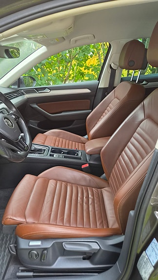 Volkswagen Passat 5 of 10