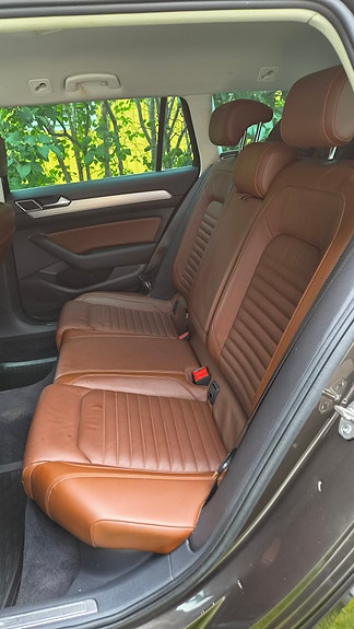 Volkswagen Passat 6 of 10