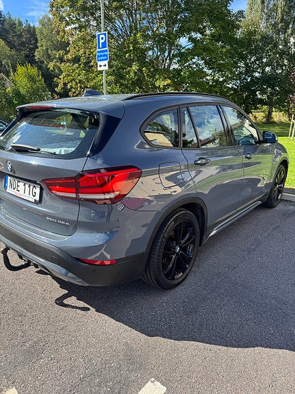 BMW X1 4 of 15