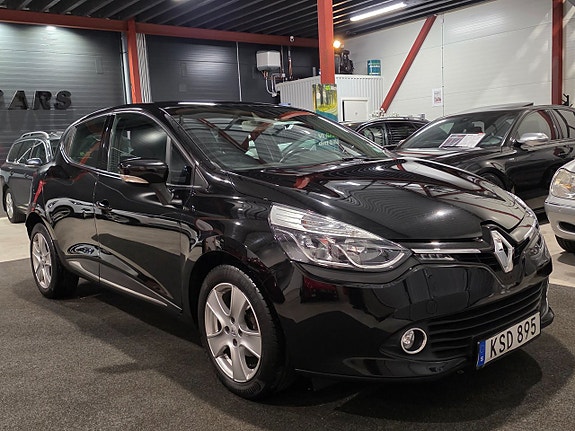 Renault Clio 2 of 17