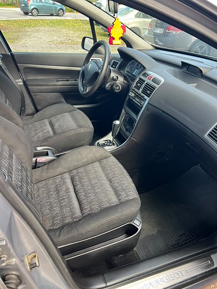 Peugeot 307 3 of 10