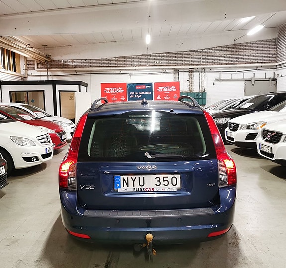 Volvo V50 6 of 16