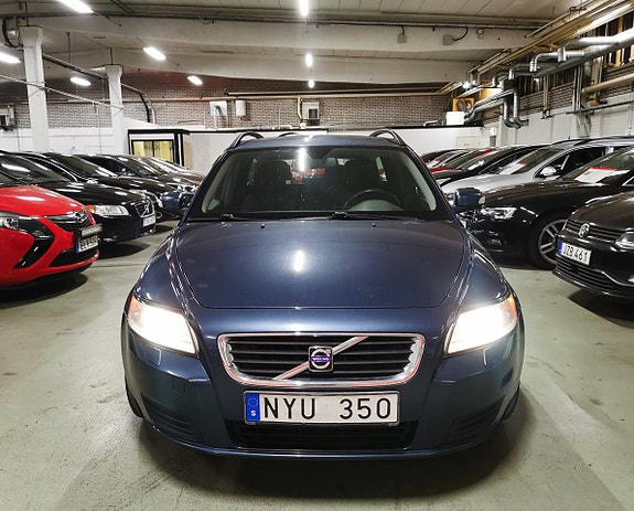 Volvo V50 5 of 16