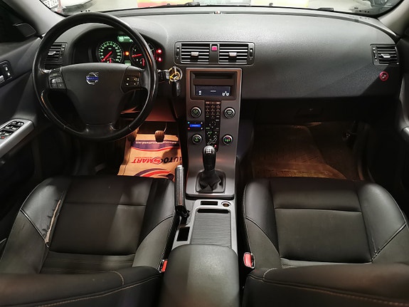 Volvo V50 14 of 16