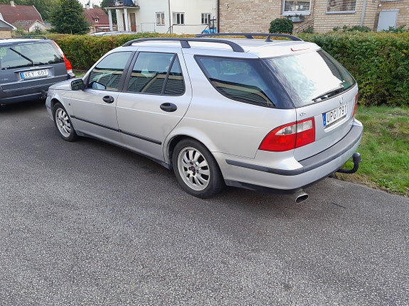 Saab 9-5 2 of 5