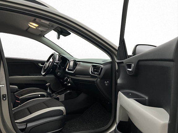 Kia Stonic 12 of 23