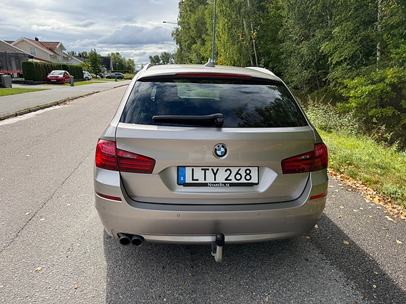 BMW 520d 4 of 11