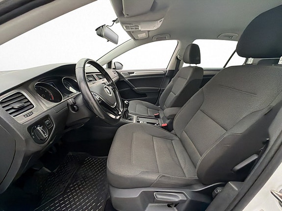 Volkswagen Golf I 11 of 26