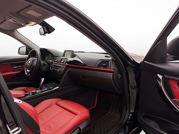 BMW 328i 14 of 30