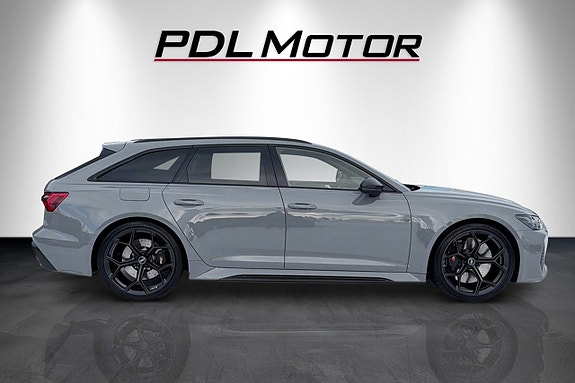 Audi RS6 4 of 23