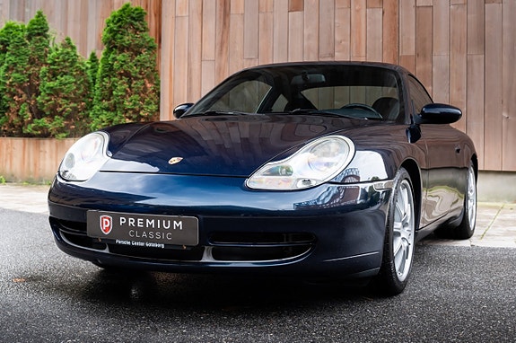 Porsche 911 4 of 30