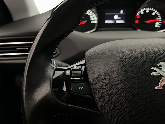 Peugeot 308 SW 20 of 30