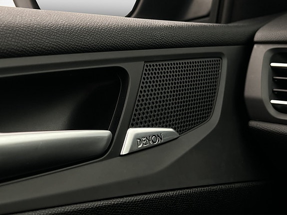 Peugeot 308 SW 27 of 30