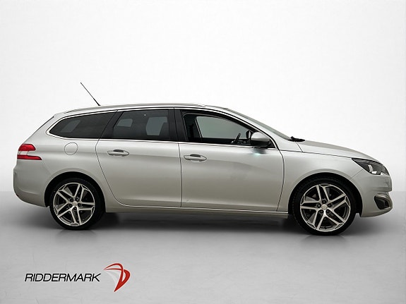 Peugeot 308 SW 9 of 30