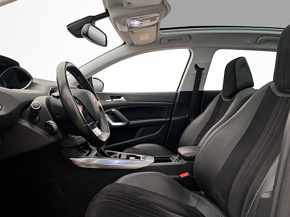 Peugeot 308 SW 11 of 30