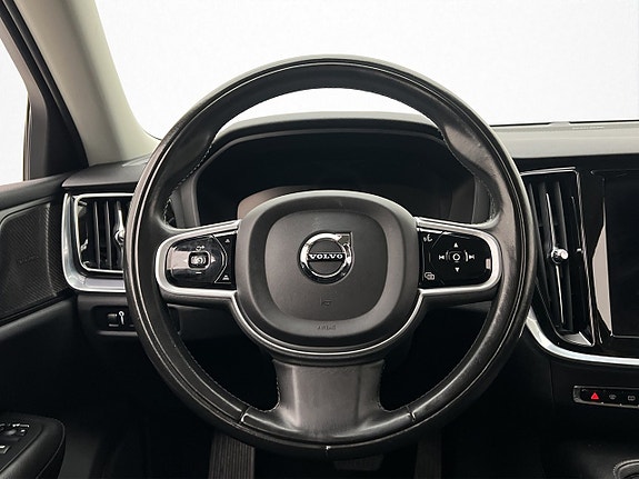 Volvo V60 16 of 30