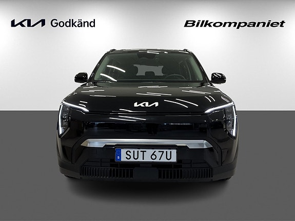 Kia EV3 2 of 30