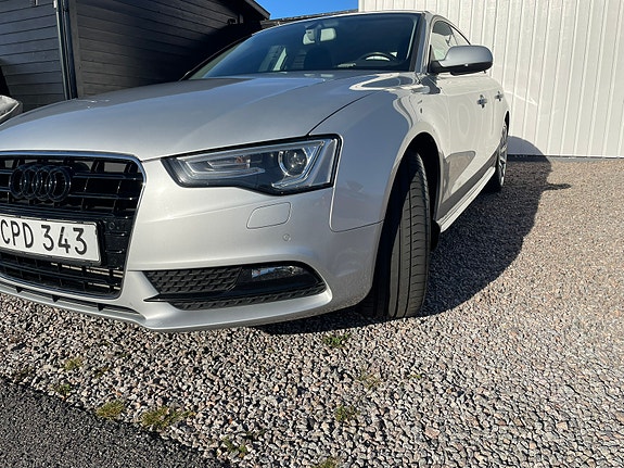 Audi A5 3 of 16
