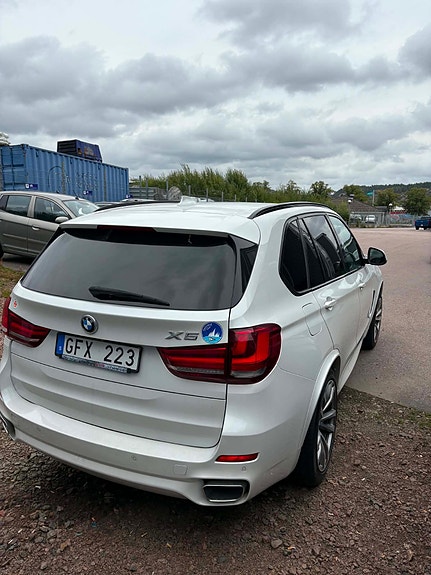 BMW X5 3 of 4