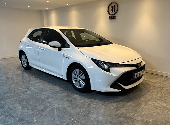 Toyota Corolla 5 of 16