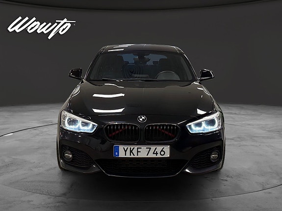BMW 118d 2 of 18