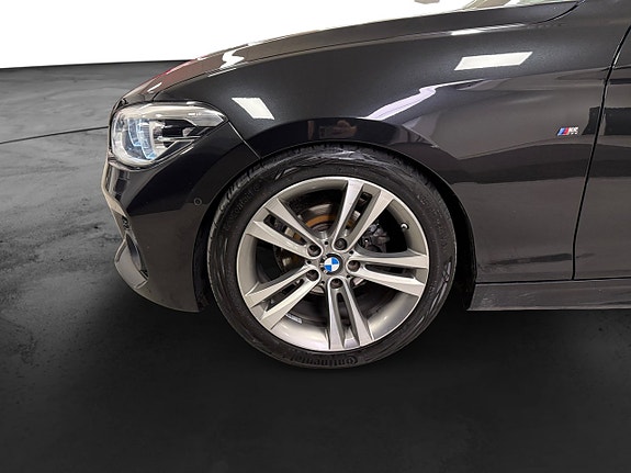 BMW 118d 17 of 18