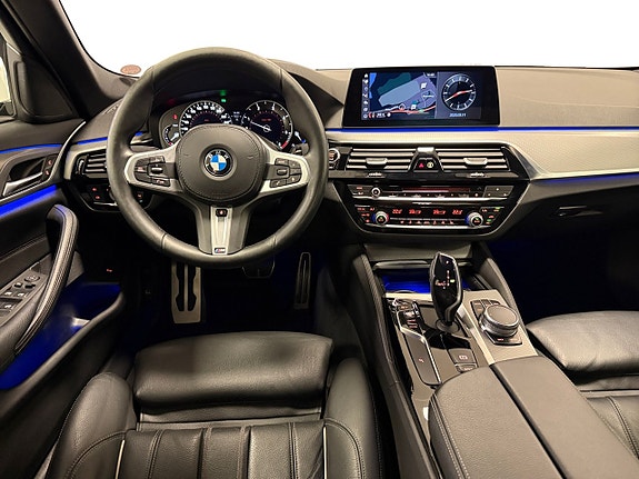 BMW 520 12 of 17