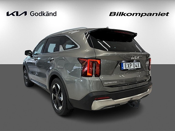 Kia Sorento 5 of 30