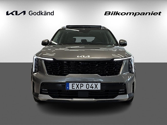 Kia Sorento 2 of 30