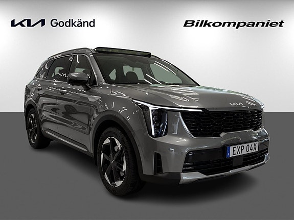 Kia Sorento 3 of 30