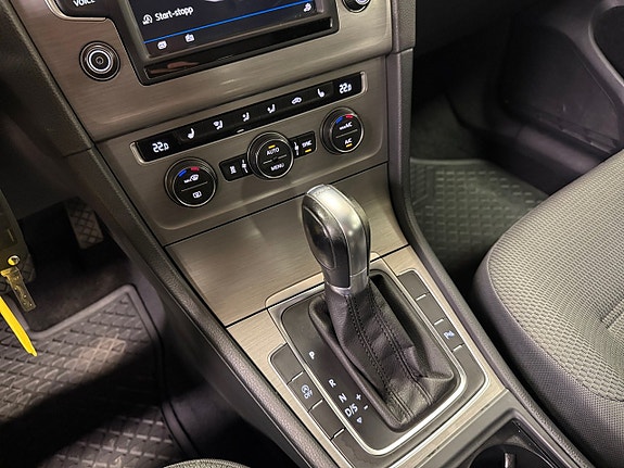Volkswagen Golf I 13 of 17
