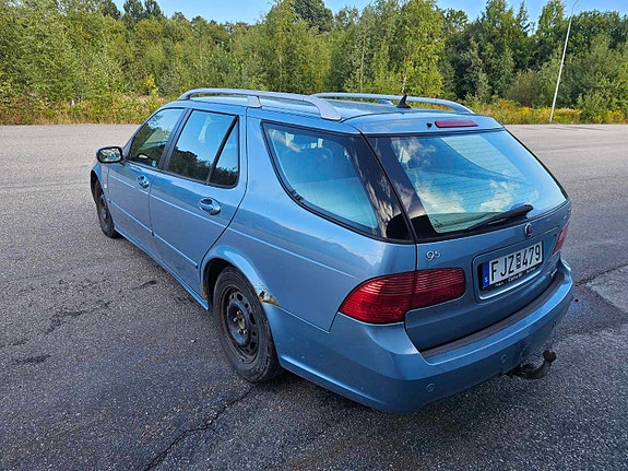 Saab 9-5 5 of 7