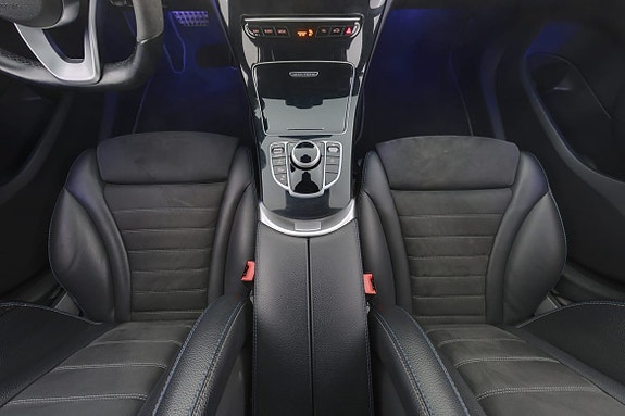 Mercedes-Benz C300 20 of 30