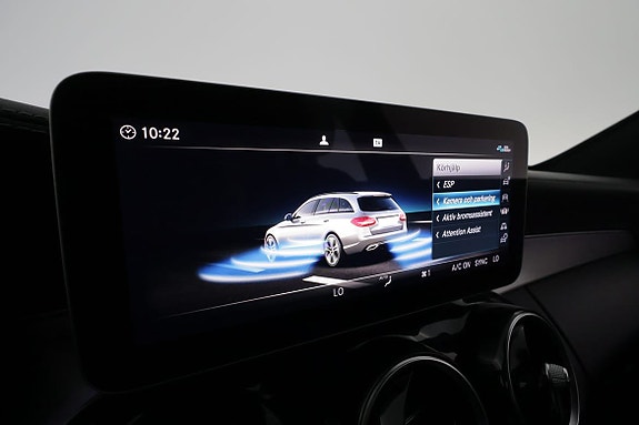 Mercedes-Benz C300 30 of 30